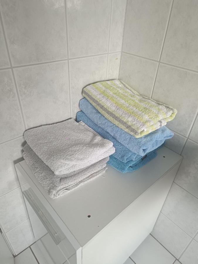 In Villa 56 Qm Apartment, 24 H Check-In,Free Parking Hannover Buitenkant foto