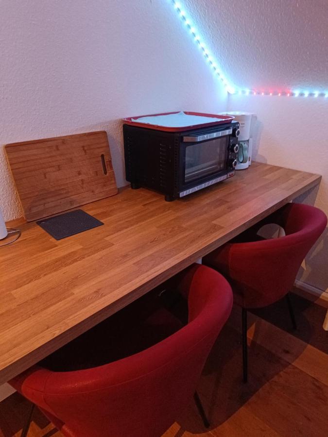 In Villa 56 Qm Apartment, 24 H Check-In,Free Parking Hannover Buitenkant foto