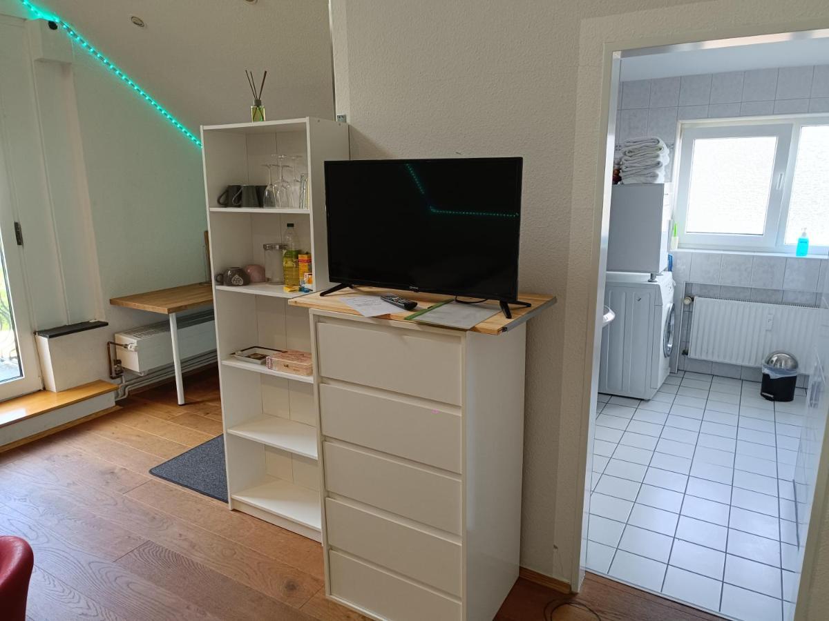 In Villa 56 Qm Apartment, 24 H Check-In,Free Parking Hannover Buitenkant foto