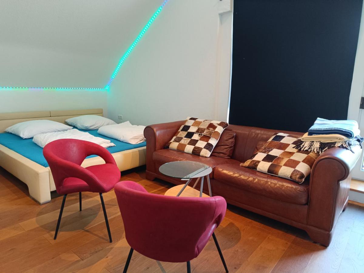 In Villa 56 Qm Apartment, 24 H Check-In,Free Parking Hannover Buitenkant foto