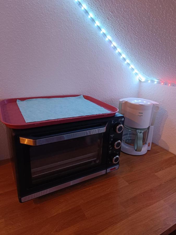 In Villa 56 Qm Apartment, 24 H Check-In,Free Parking Hannover Buitenkant foto