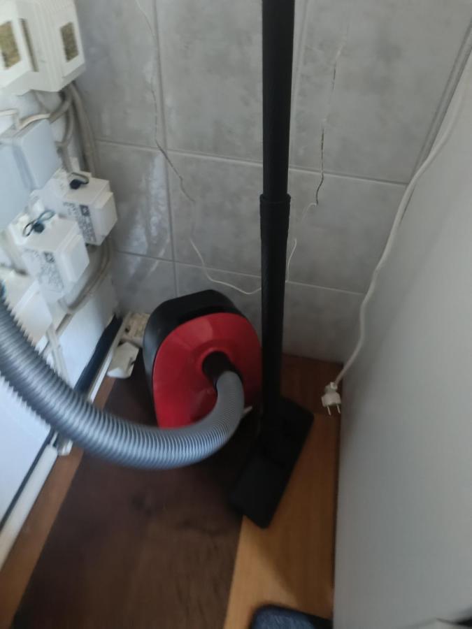 In Villa 56 Qm Apartment, 24 H Check-In,Free Parking Hannover Buitenkant foto